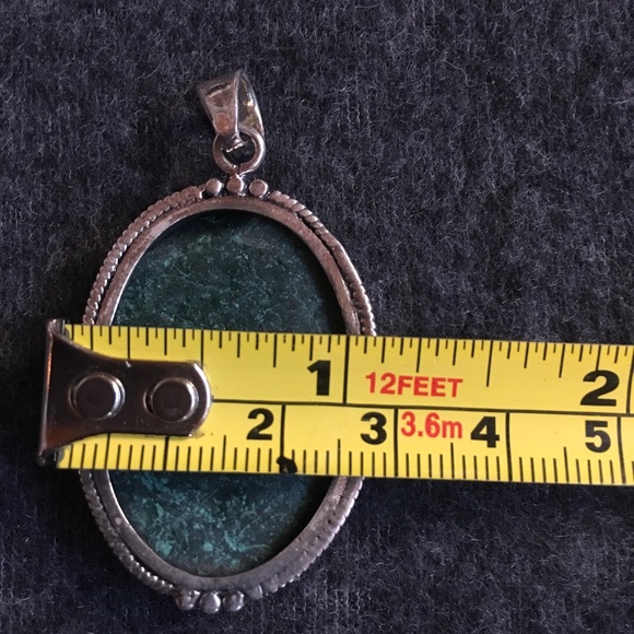 Beautiful Malachite Pendant - Picture 6 of 6